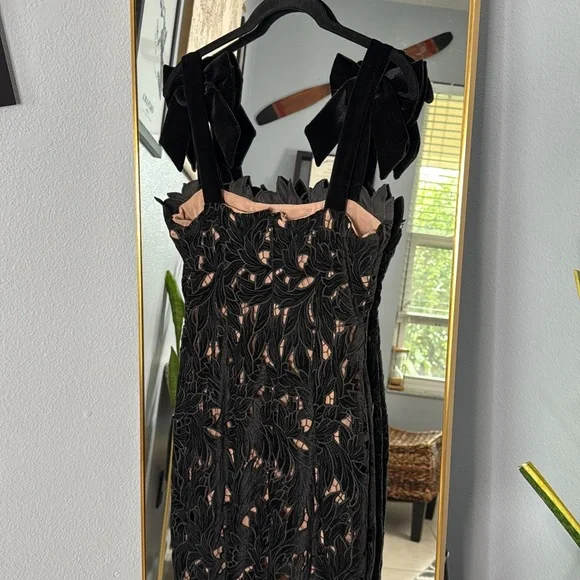 House of CB 'Tiff' Black Velvet Lace Maxi Dress NWT